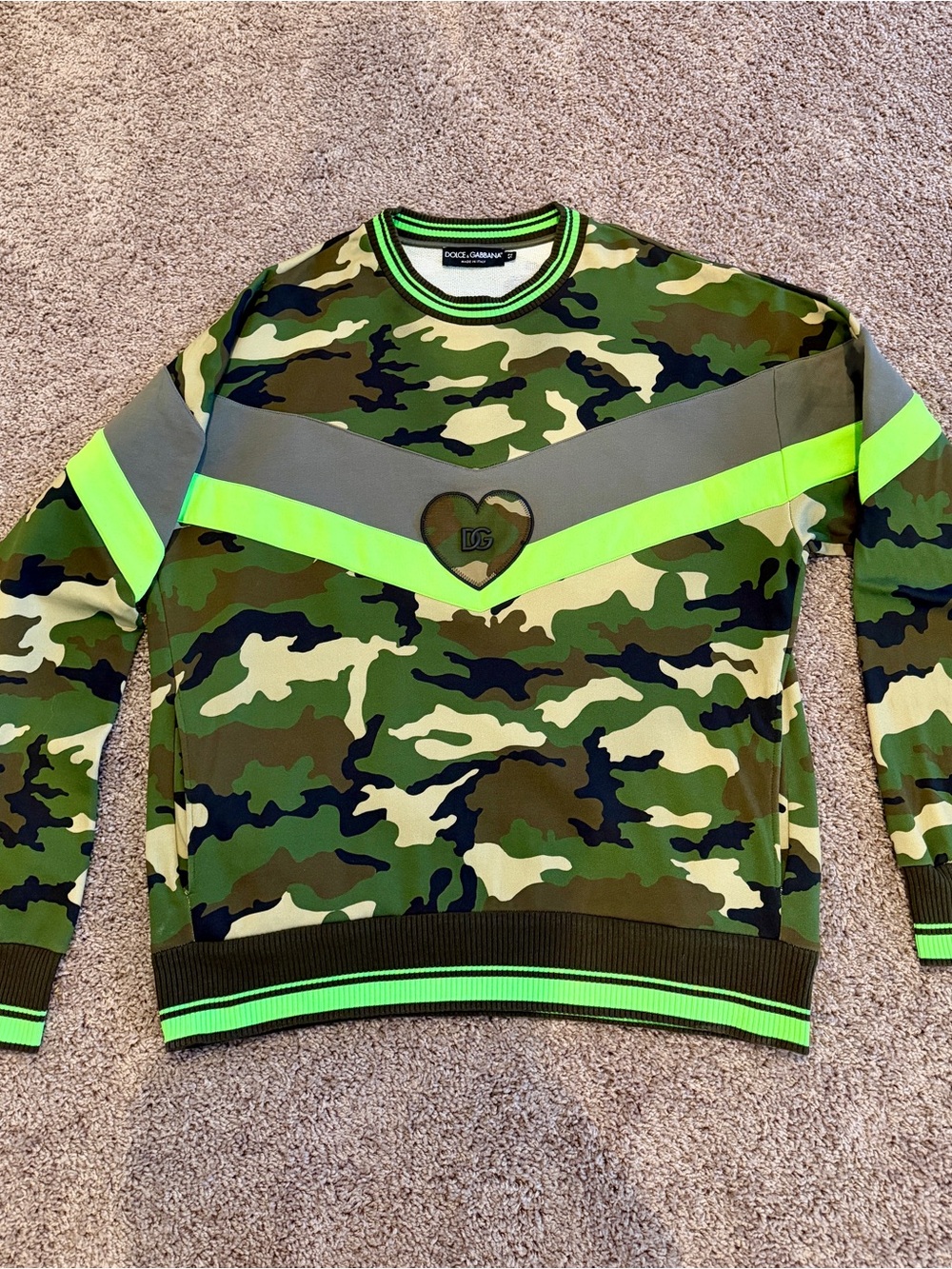 Dolce & Gabbana Green Camo Heart-Logo Crewneck Sweater